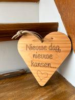 Houten hart ‘nieuwe dag, nieuw kansen’, Ophalen of Verzenden, Zo goed als nieuw