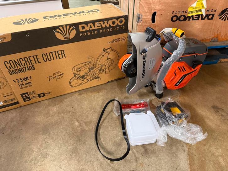 Daewoo bandenzaag, betonzaag 350mm NIEUW, Doe-het-zelf en Verbouw, Gereedschap | Zaagmachines, Nieuw, Overige typen, 1200 watt of meer