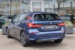 BMW 1-Serie (f40) 118i Executive Edition 140pk | Memory | Ha, Auto's, BMW, 65 €/maand, Gebruikt, Met garantie (alle), Blauw