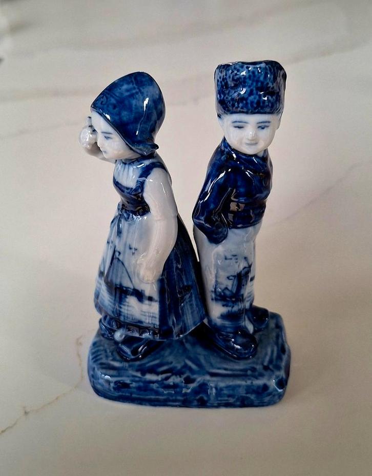 Porseleinen Boertje en Boerinnetje  - Delfts Blauw -, Antiek en Kunst, Antiek | Keramiek en Aardewerk, Ophalen of Verzenden