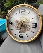 Wandklok met tandwiel design, Huis en Inrichting, Ophalen, Zo goed als nieuw, Analoog, Wandklok