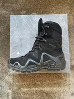 Lowa MK2 maat 8,5 of maat 42,5 kisten outdoor schoenen, Ophalen of Verzenden, Nieuw, Zwart, Werkschoenen