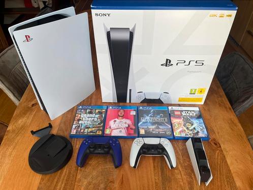 PlayStation 5 Disc Editon + 2 controllers en oplaadstation, Spelcomputers en Games, Spelcomputers | Sony PlayStation 5, Zo goed als nieuw