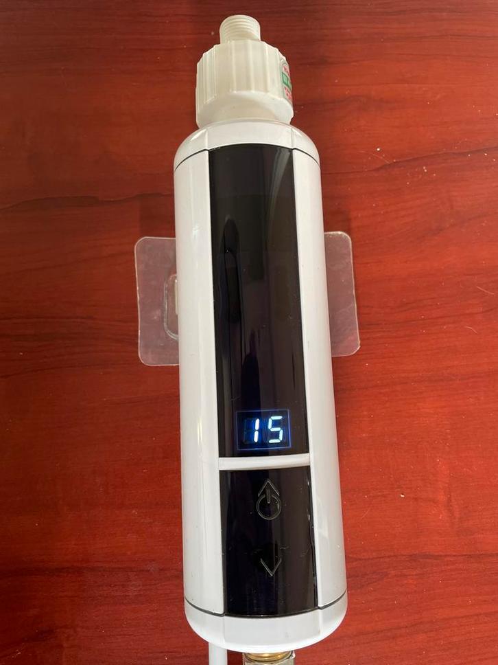 Doorstroomboiler - Werkt, maar onvoldoende vermogen, Witgoed en Apparatuur, Waterontharders, Zo goed als nieuw, Ophalen of Verzenden