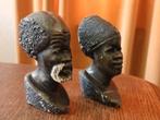TWEE VINTAGE HANDUITGESNEDEN AFRIKAANSE SCULPTURES..., Antiek en Kunst, Antiek | Keramiek en Aardewerk, Ophalen of Verzenden