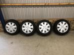 Winterbanden en velgen Renault Clio, Auto-onderdelen, Banden en Velgen, Ophalen, Gebruikt, 15 inch, Band(en)