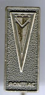 PONTIAC zilverkleurig auto speldje ( C_158 ), Verzenden, Zo goed als nieuw, Transport, Speldje of Pin