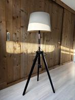 Stijlvolle driepoot lamp met E27 fitting, Ophalen, Gebruikt, Metaal, 100 tot 150 cm