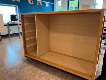 Galvanitas kast school 1/3 beschikbaar voor biedingen