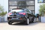 Alfa Romeo Giulietta 1.4 T Turbo Turismo - LEDER - CRUISE -, Auto's, Alfa Romeo, Voorwielaandrijving, Gebruikt, Zwart, 4 cilinders