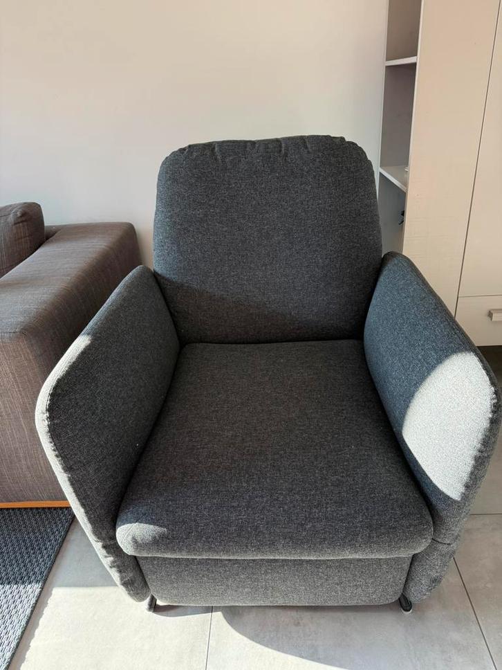 IKEA Fauteuil - Grijs - €185, Huis en Inrichting, Banken | Complete zithoeken, Zo goed als nieuw, Ophalen