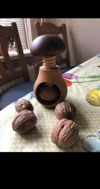 Houten Paddenstoel-Notenkraker 1stuk 3€. Nieuw, Gebruikt, Bruin, Ophalen of Verzenden, Hout