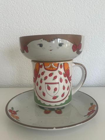 Vintage ontbijtset Fabrique en Corée bord, mok, kom meisje beschikbaar voor biedingen
