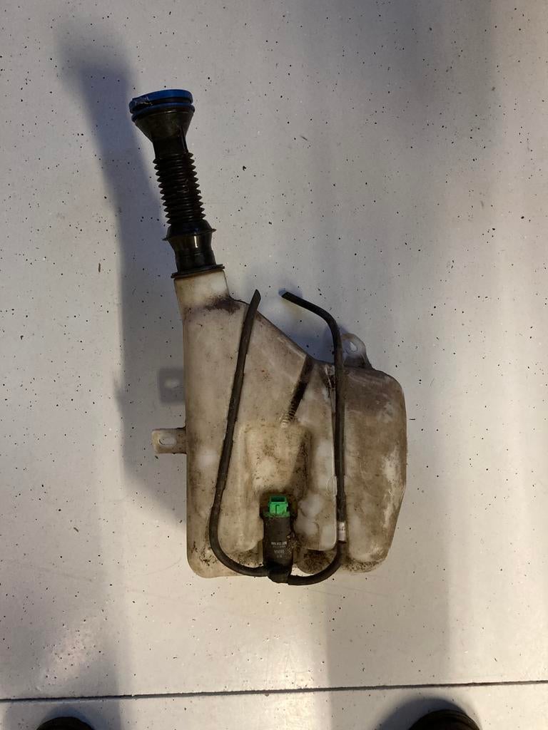 Ruitenvloeistofreservoir peugeot 306 ruitensproeier tank, Auto-onderdelen, Ophalen of Verzenden, Gebruikt, Peugeot