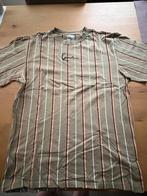 Karl Kani T-shirt L Signature PinStripe licht groenachtig, Maat 52/54 (L), Overige kleuren, Ophalen of Verzenden, Zo goed als nieuw