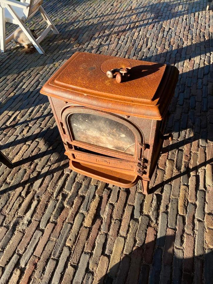 Oude Houtkachel SAEY - Sfeervolle Warmte, Huis en Inrichting, Kachels, Gebruikt, Vrijstaand, Houtkachel, Hout, Ophalen of Verzenden