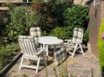 tuinset bestaande uit 3 stoelen, 4 kussens, 2 tafels, Tuin en Terras, Tuinsets en Loungesets, Ophalen, Kunststof, Gebruikt, 3 zitplaatsen
