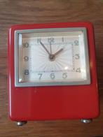 Vintage rode wekker van 'n.v.levensverzekering spaarpot, Ophalen of Verzenden