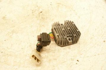 Spanningsregelaar origineel Vespa Sprint iget i get beschikbaar voor biedingen