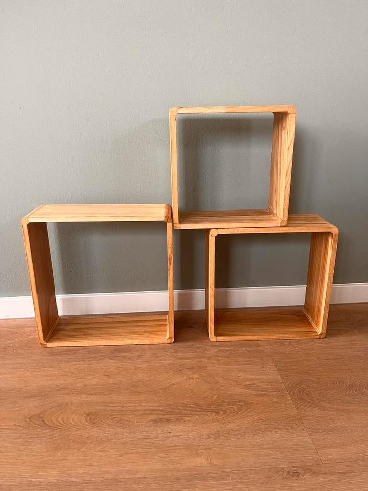 3 houten wandboxen / kubus boxen, Huis en Inrichting, Woonaccessoires | Wandplanken en Boekenplanken, Zo goed als nieuw, Ophalen of Verzenden