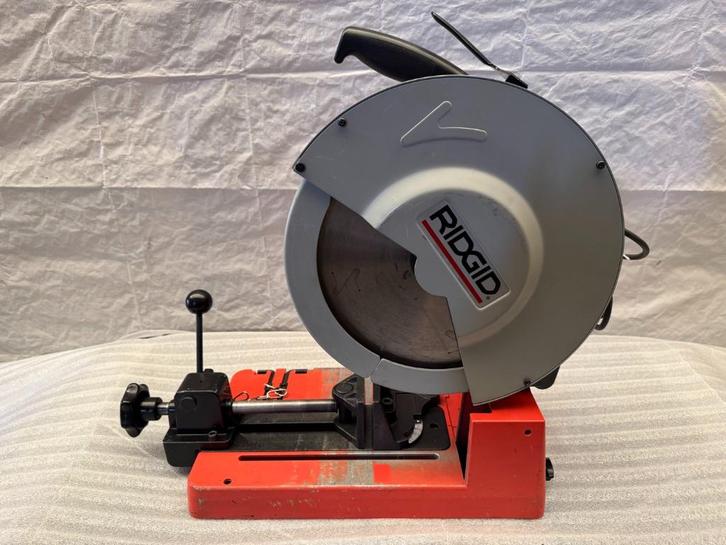 Ridgid 590-L droogzaagmachine zaagmachine afkortzaag metaal, Doe-het-zelf en Verbouw, Gereedschap | Zaagmachines, Gebruikt, Afkortzaag