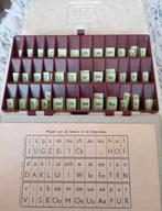 ANTIEKE LETTERDOOS MERK UZT NU 15€ ZIE FOTO,S, Antiek en Kunst, Antiek | Speelgoed, Ophalen of Verzenden