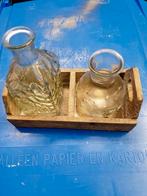 Leuk setje met 2 flesjes., Huis en Inrichting, Ophalen of Verzenden, Zo goed als nieuw