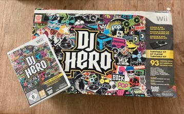 DJ Hero met Turntable Kit / draaitafel voor de Wii beschikbaar voor biedingen
