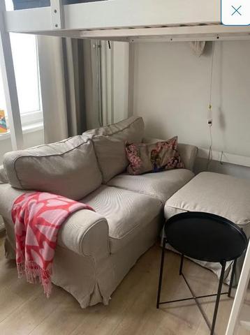 Mooi zgan 2 zit bank + hocker IKEA Ektorp kleur zand beige