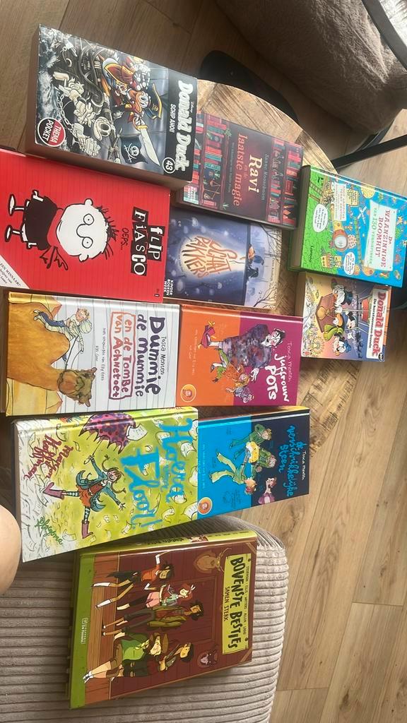 Jeugdboeken, Boeken, Kinderboeken | Jeugd | 10 tot 12 jaar, Zo goed als nieuw, Ophalen