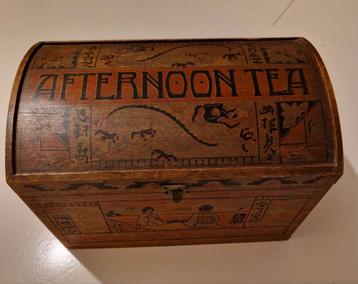 Vintage Theekist 'Afternoon Tea' beschikbaar voor biedingen