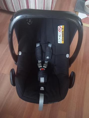 Maxi cosi nette staat beschikbaar voor biedingen