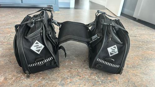 Zadeltas - Zwart, Motoren, Accessoires | Koffers en Tassen, Zo goed als nieuw, Ophalen of Verzenden