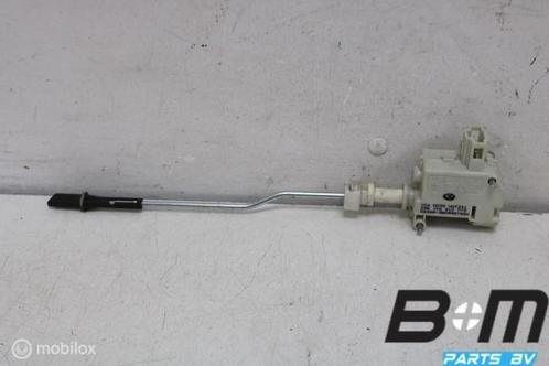 Stelelement voor tankklep VW Golf 5 1K6810773, Auto-onderdelen, Carrosserie en Plaatwerk, Gebruikt