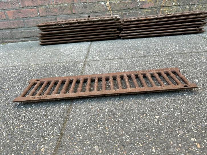 Gietijzeren Vloerrooster, Tuin en Terras, Tuinschermen, Gebruikt, IJzer, Minder dan 100 cm, 200 cm of meer, Ophalen
