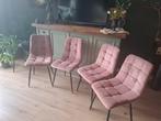 Set van 4 roze velvet eetkamerstoelen, Huis en Inrichting, Stoelen, Ophalen, Overige kleuren, Zo goed als nieuw, Metaal