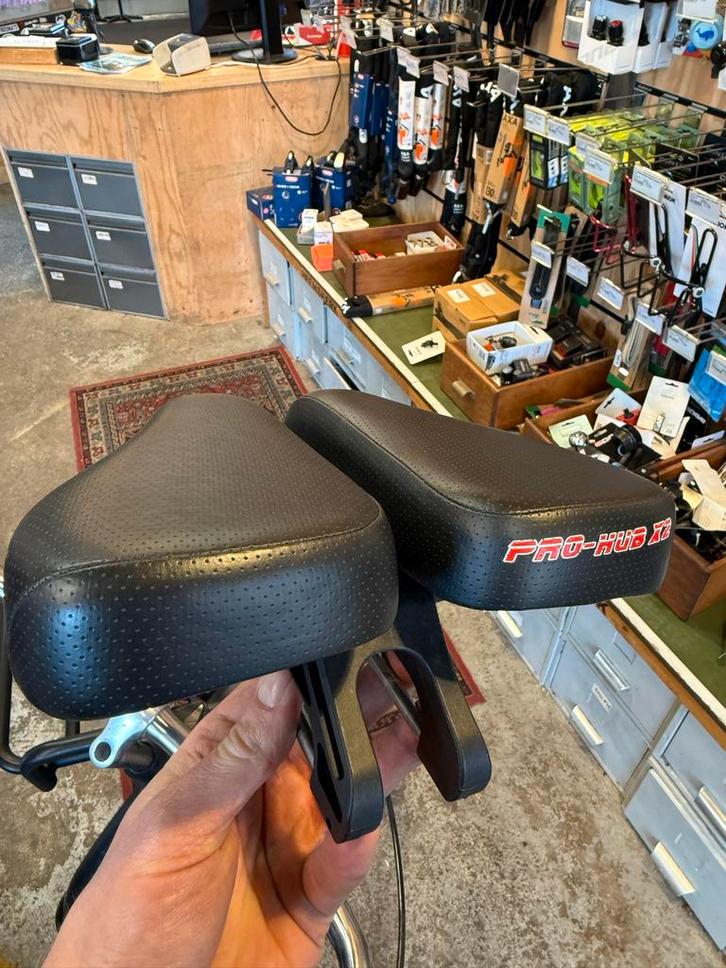 Pro-Hub X2 Gezondheidszadel, Fietsen en Brommers, Fietsonderdelen, Gebruikt, Algemeen, Zadel, Ophalen