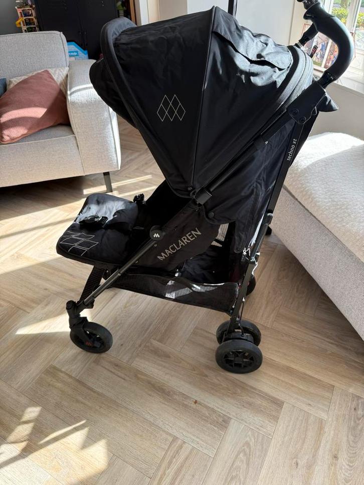 Buggy Maclaren Techno XT zwart, Kinderen en Baby's, Buggy's, Zo goed als nieuw, Maclaren, Regenhoes, Verstelbare rugleuning, Ophalen