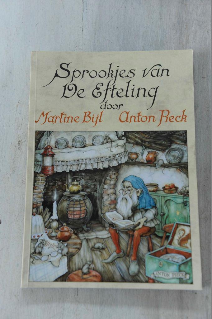 Sprookjes van de Efteling - door Martine Bijl en Anton Pieck, Boeken, Kinderboeken | Jeugd | onder 10 jaar, Zo goed als nieuw