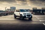 Land Rover Defender 2.0 P400e 110 X-Dynamic SE Heritage Cust, Auto's, Land Rover, Te koop, 152 €/maand, Gebruikt, 750 kg