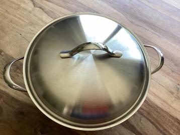 Fissler wok pan induction 28 cm  beschikbaar voor biedingen