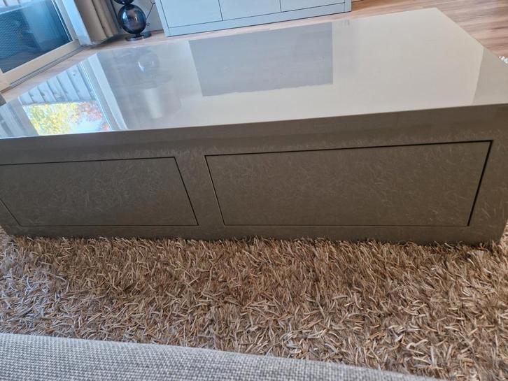 GOOSSENS eric kuster salontafel grijs 150x90 cm, Huis en Inrichting, Tafels | Salontafels, Zo goed als nieuw, Minder dan 50 cm