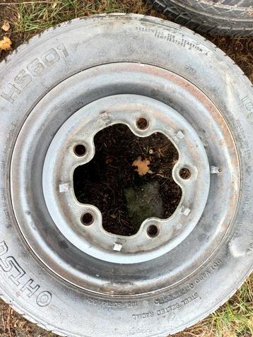 Volkswagen T1 Spijlbus originele 14 inch wielen. beschikbaar voor biedingen