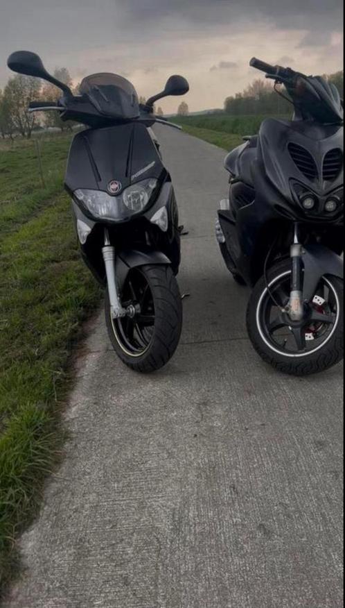 Gilera runner, Fietsen en Brommers, Scooters | Piaggio, Gebruikt, Overige modellen, Maximaal 45 km/u, Tweetakt, Ophalen