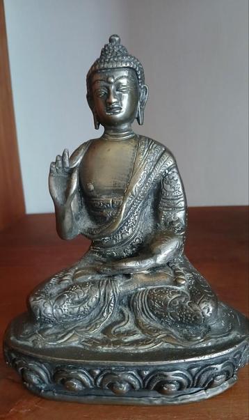 Abhaya mudra brons boeddha beeld  beschikbaar voor biedingen