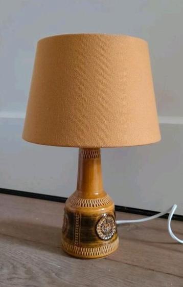 vintage tafellamp oker keramiek lamp West Germany lampje beschikbaar voor biedingen