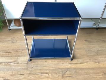 USM Haller design bijzettafel beschikbaar voor biedingen