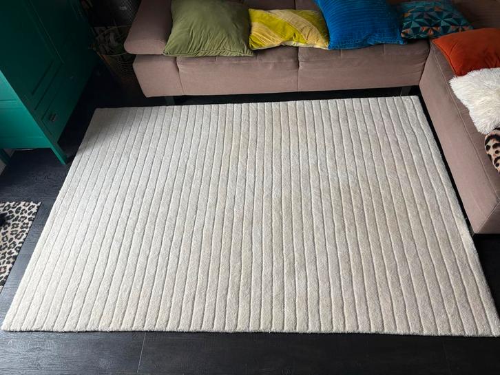 Wollen vloerkleed - Week oud, zachte kwaliteit, Huis en Inrichting, Stoffering | Tapijten en Kleden, Zo goed als nieuw, 200 cm of meer