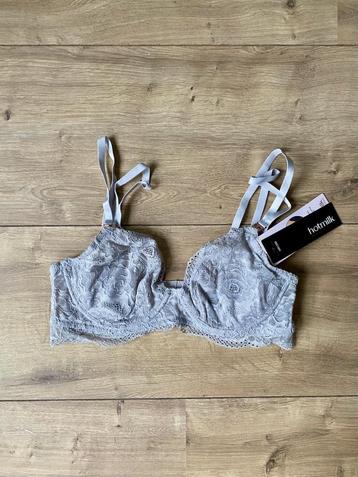 *NIEUW!* Kanten voedingsbh zonder vulling, Hotmilk, 32 D beschikbaar voor biedingen