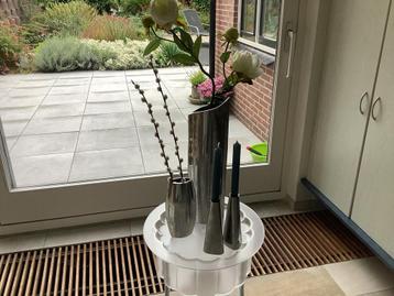 Zilverkleurige vazen + kandelaars - Nieuwegein beschikbaar voor biedingen